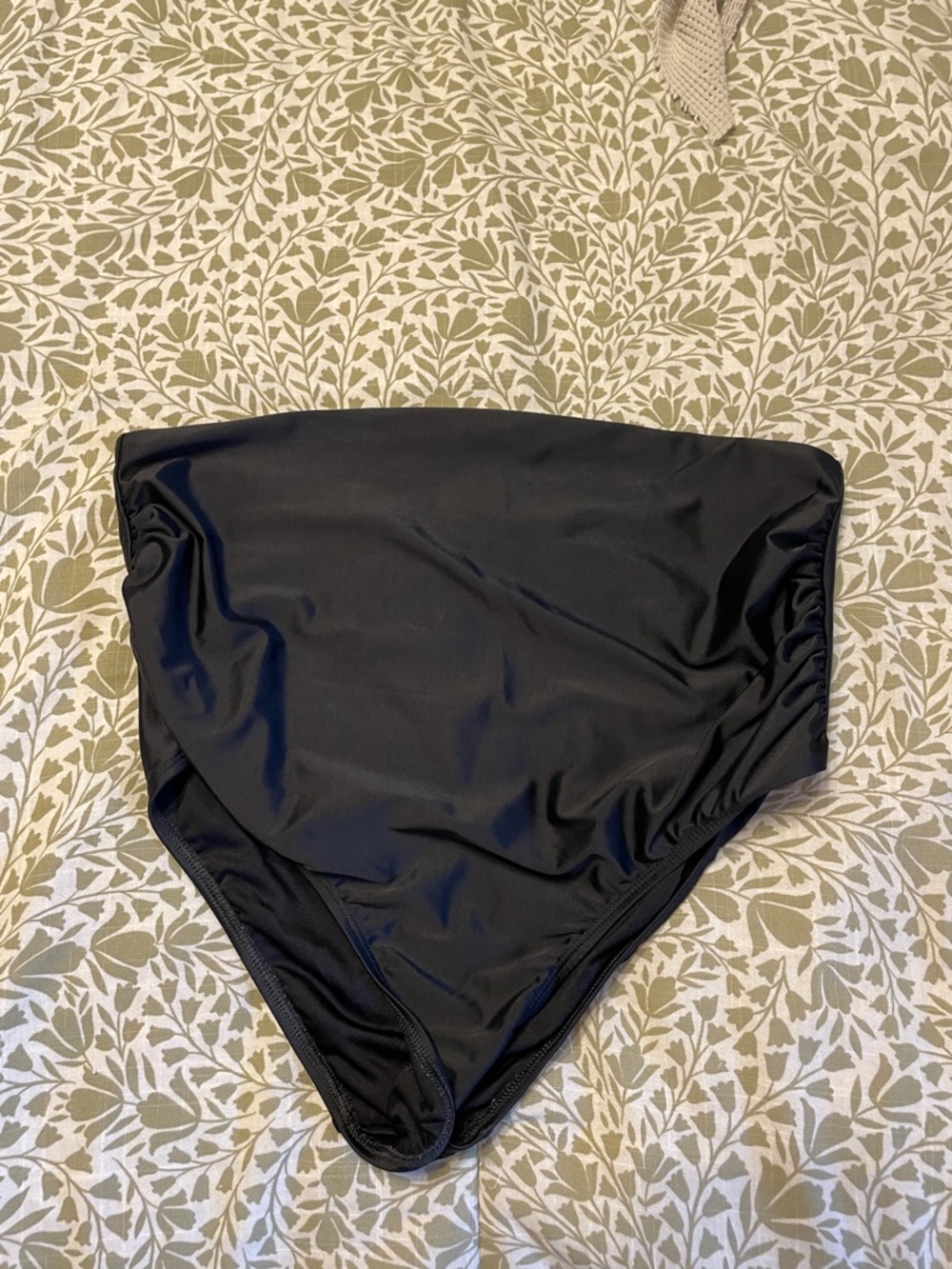 Old Navy Black High-Waist Maternity Bikini Bottom
